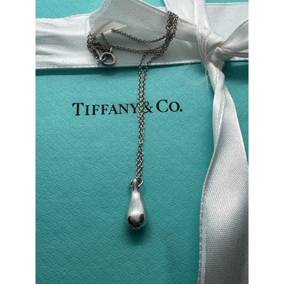 Vintag Tiffany & Co. Elsa Peretti Teardrop Necklace - Picture 1 of 6
